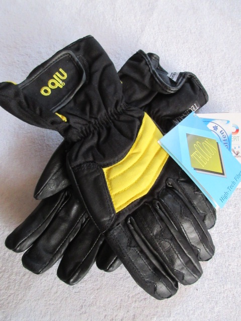 Rekawice  motocyklowe  Orina Nibo roz 6,7 kewlar